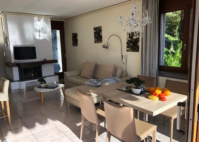 Andromeda Seeblick * ロカルノ