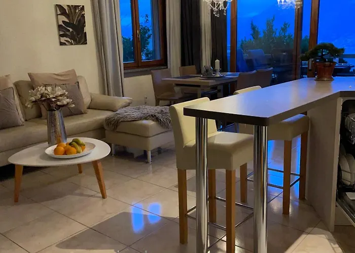 Andromeda Seeblick アパート ロカルノ