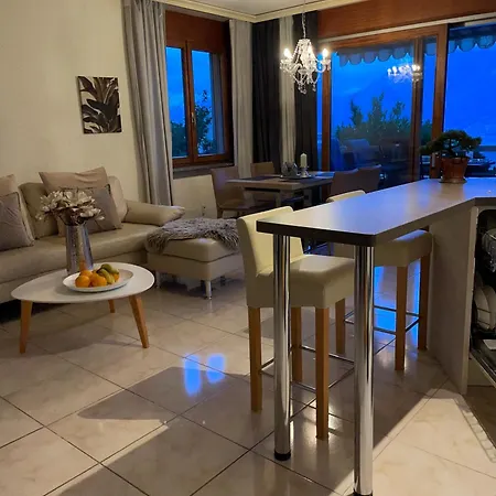 Andromeda Seeblick شقة لوكارنو